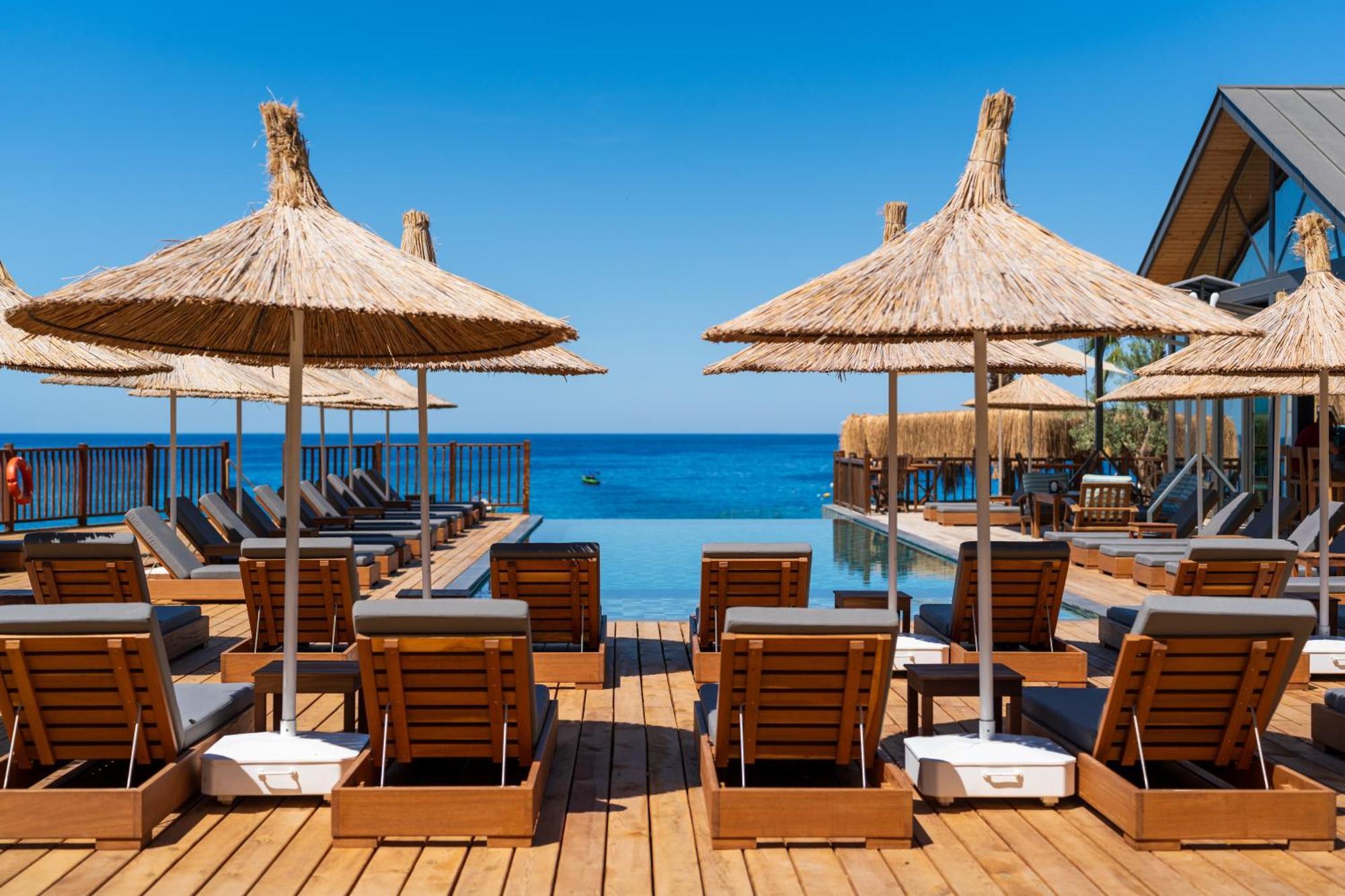 Sea Valley Lodge فاراليا المظهر الخارجي الصورة