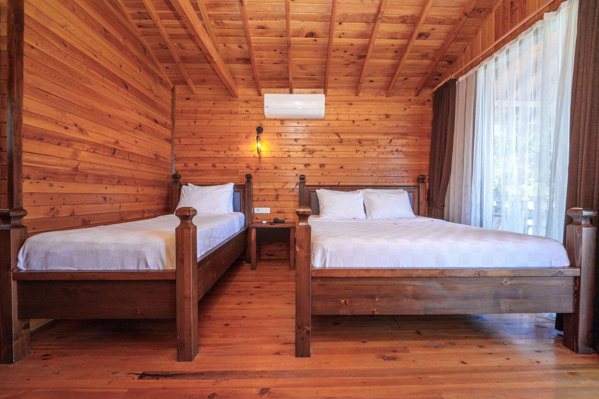 Sea Valley Lodge فاراليا المظهر الخارجي الصورة